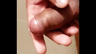 Gay amateur cumin in bath